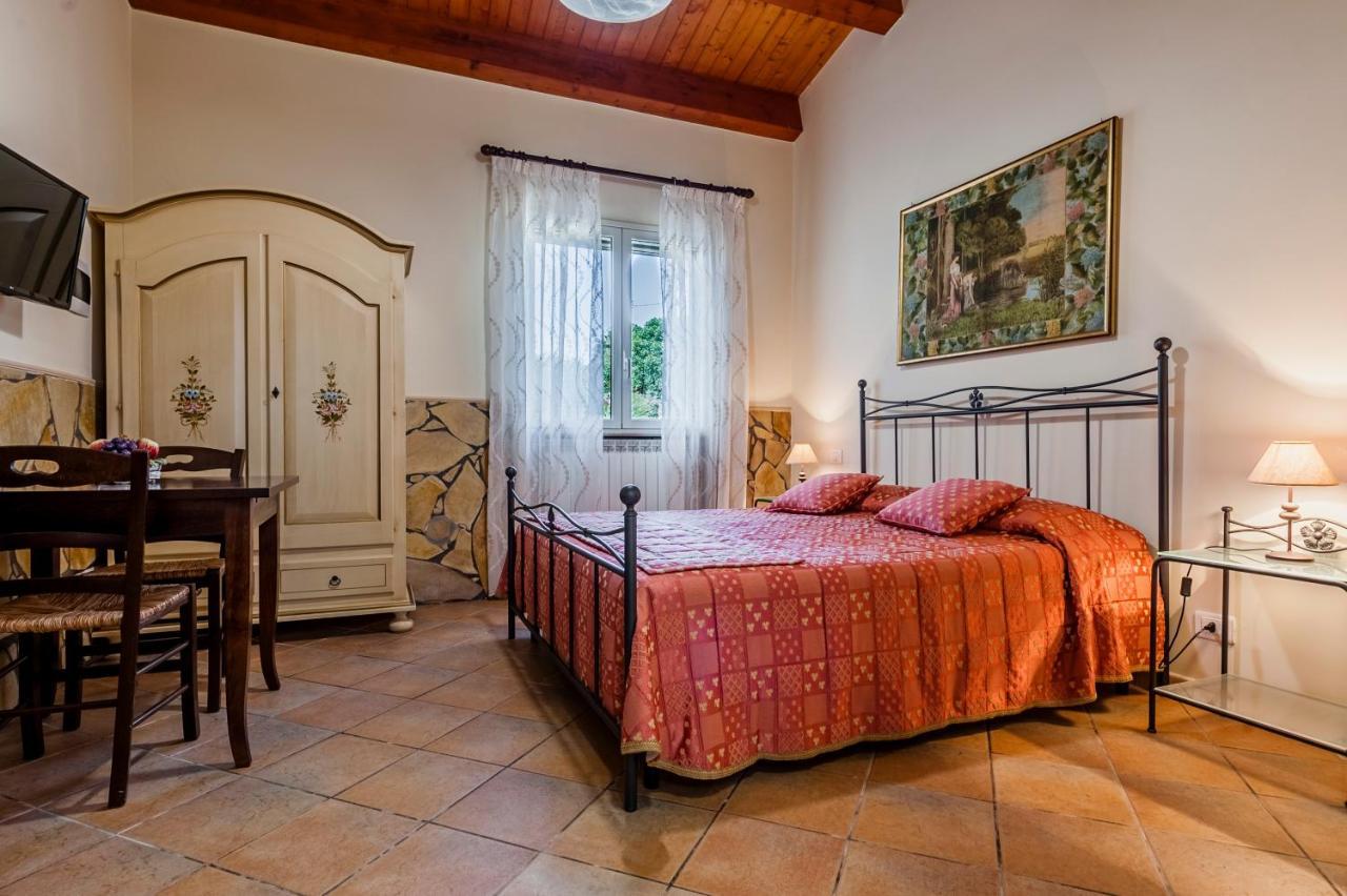 Valleforno Country House Di Charme Ispica Bagian luar foto