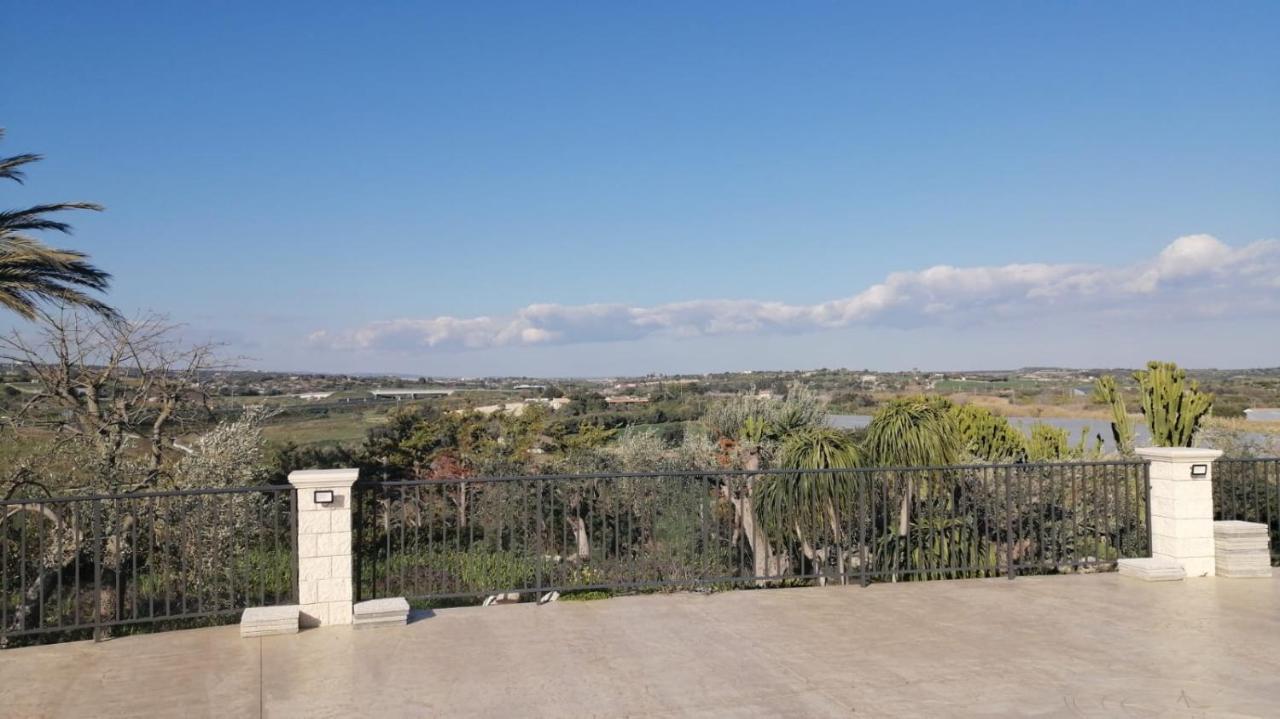 Valleforno Country House Di Charme Ispica Bagian luar foto