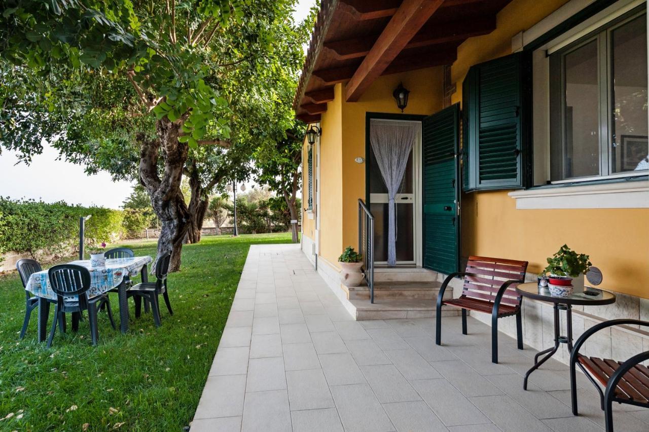 Valleforno Country House Di Charme Ispica Bagian luar foto