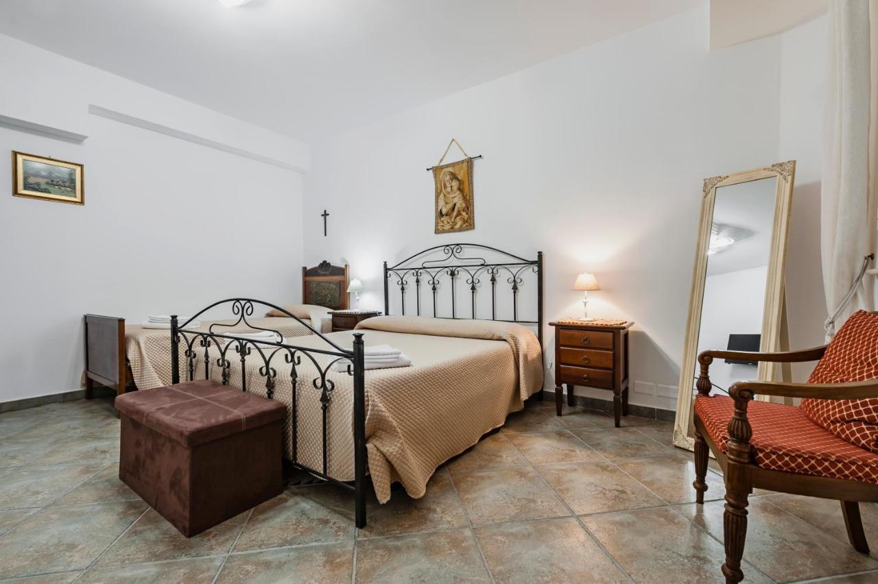Valleforno Country House Di Charme Ispica Bagian luar foto